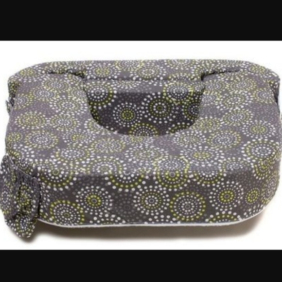 my brest friend nursing pillow plus size